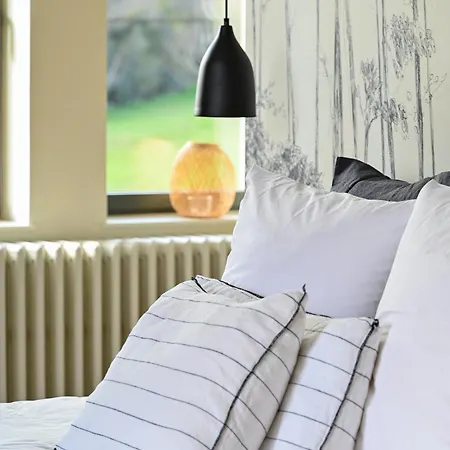 Bed & Breakfast La Maison Et L'orangerie Saint-Jean-des-Vignes